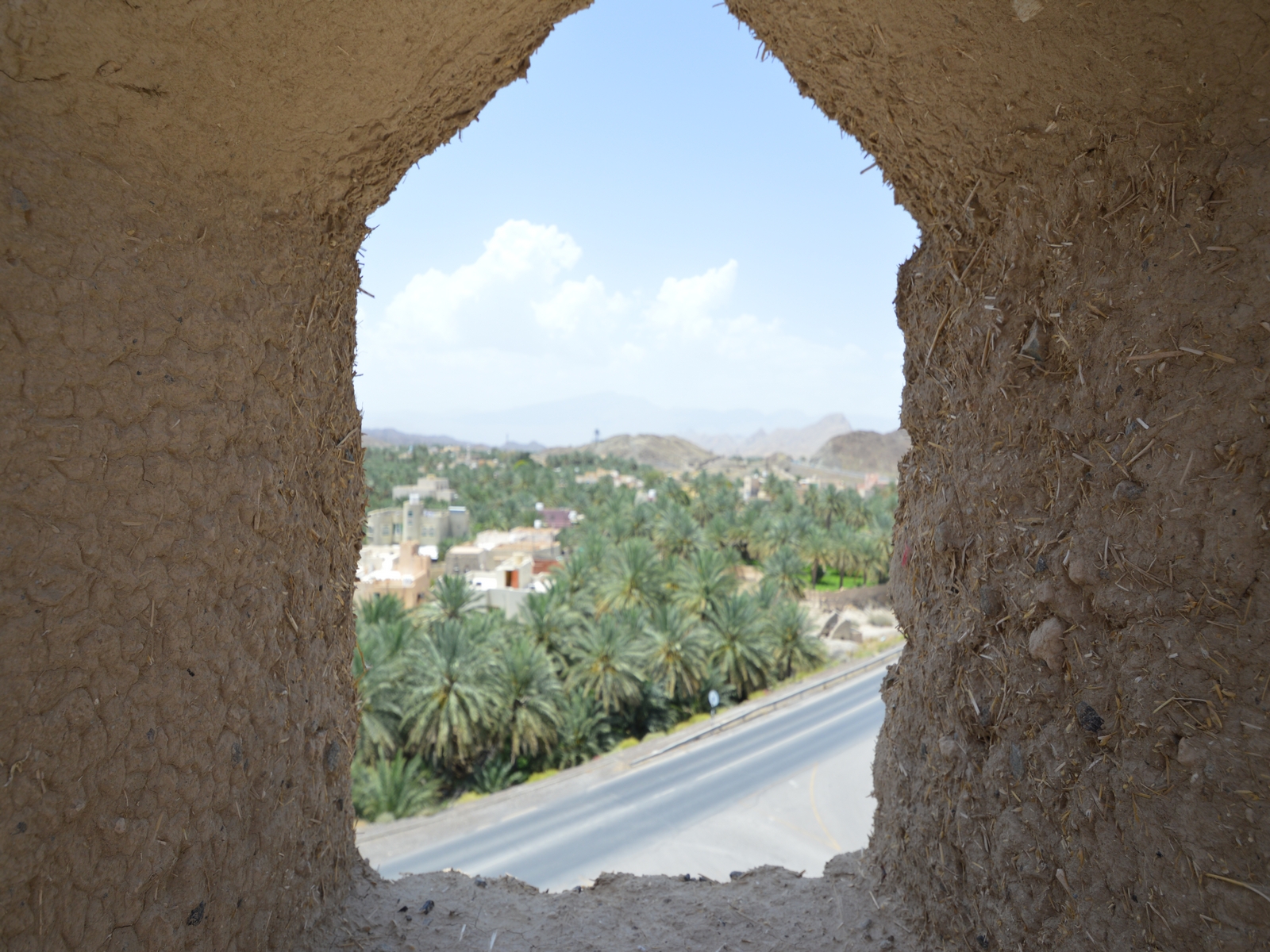 Bahla is probably the most established town in the Sultanate 25