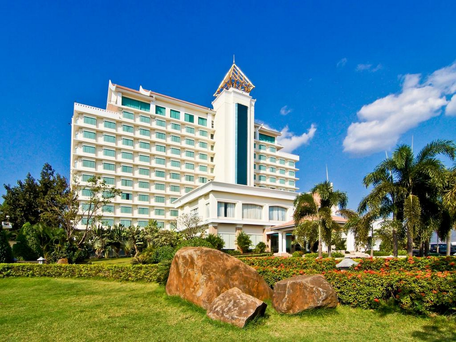Champasak Grand Hotel Pakse Laos Hotels and tours 40