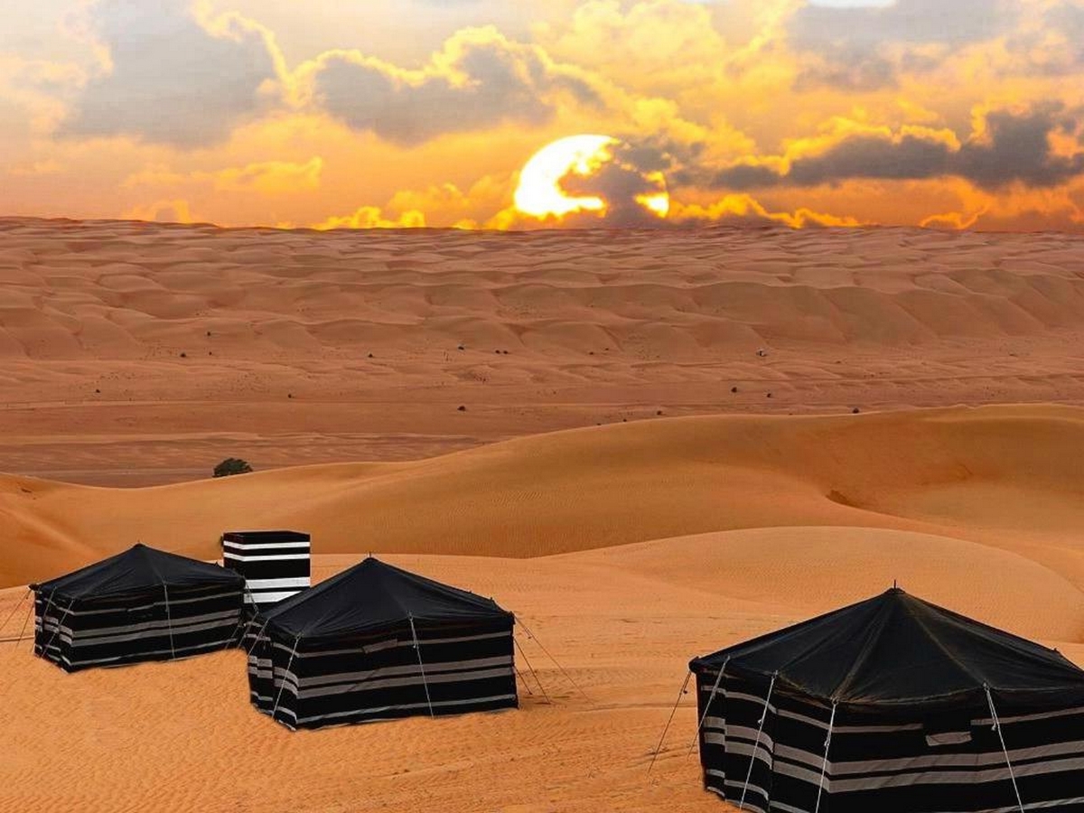 Arab desert camp wahiba sand sharqiyah sand dunes Bidiyah Oman 11