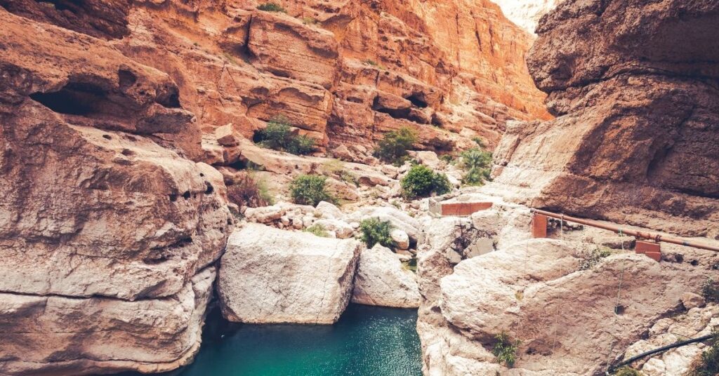 Wadi Shab and Bimmah Sinkhole Private Full-Day Tour from Muscat photo 4
