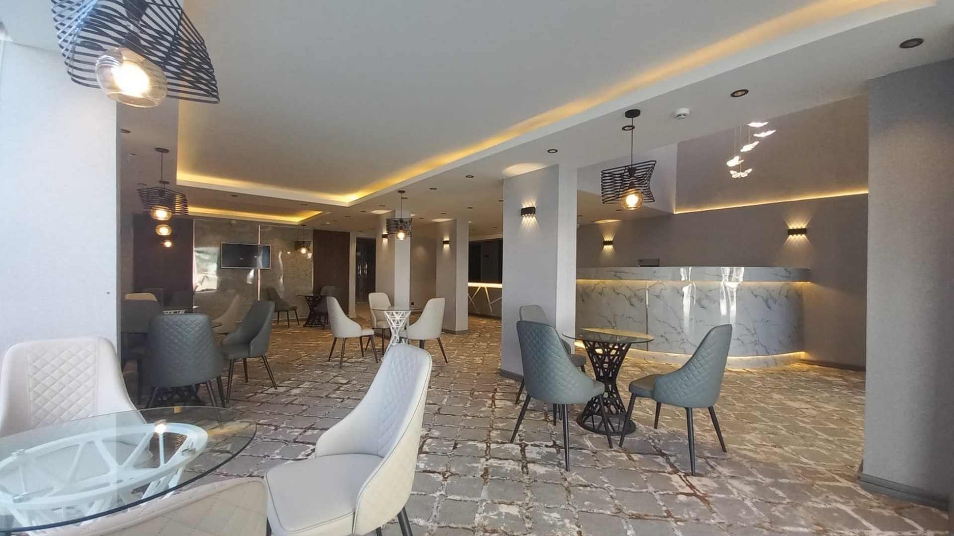 Book Sur Hotel Oman for clean rooms, free Wi-Fi, breakfast, a central location, and easy access to Ras Al Jinz and Sur Corniche