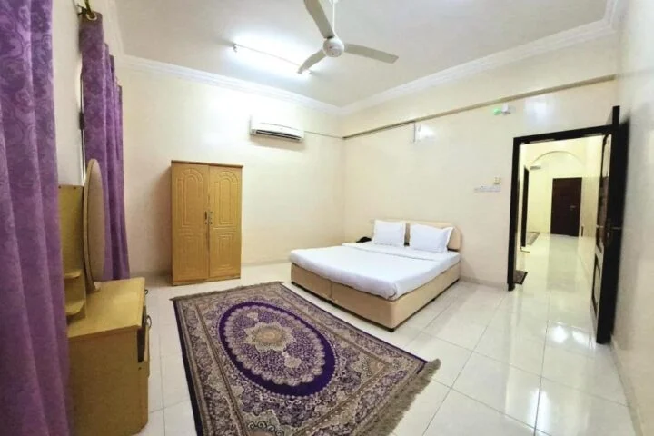 Al Afiah Corniche Hotel Apartment offers seafront apartment accommodation in Sur, with kitchens, 1 sea views and one- or two