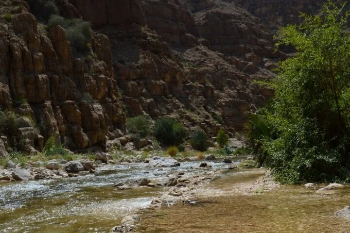 Wadi Shab Tour from Sur Oman – rocky canyon and turquoise pools